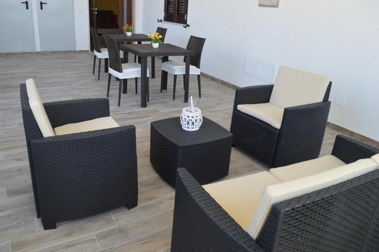 Casa Vacanze Infiore Леверано Екстериор снимка